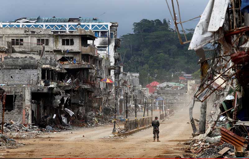 Cảnh tan hoang như tận thế ở thành phố Philippines bị IS nghiền nát